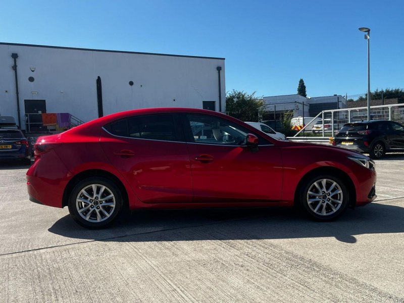 MAZDA MAZDA3