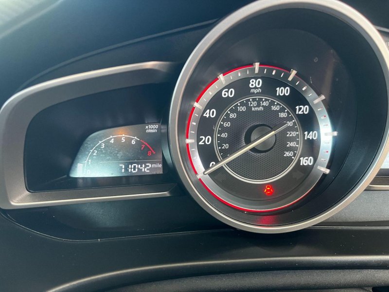 MAZDA MAZDA3