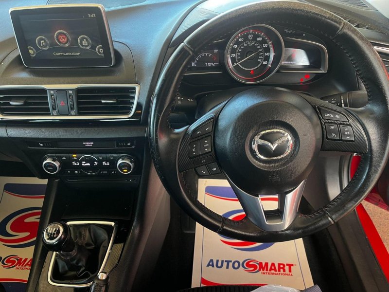 MAZDA MAZDA3