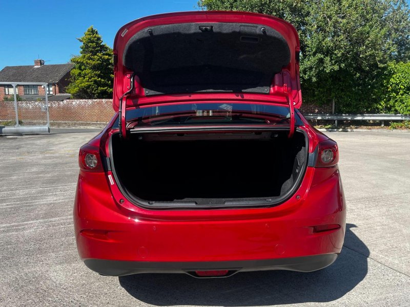 MAZDA MAZDA3