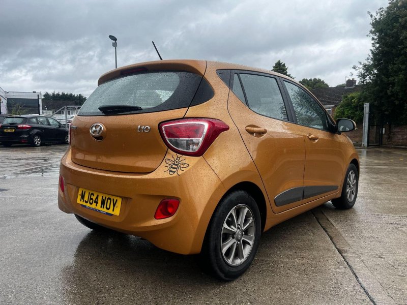 HYUNDAI I10