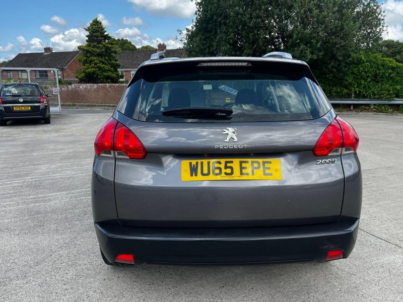 PEUGEOT 2008