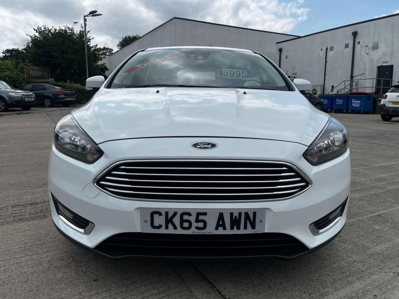 FORD FOCUS