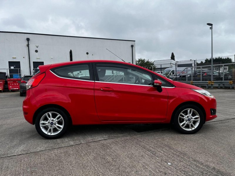 FORD FIESTA