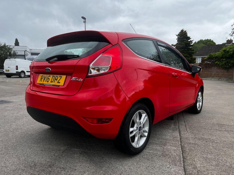 FORD FIESTA