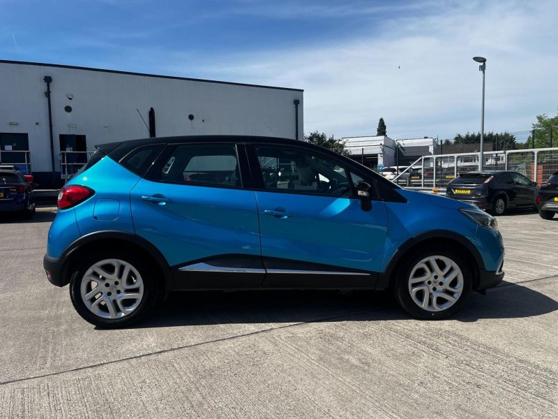 RENAULT CAPTUR