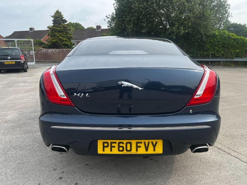 JAGUAR XJ